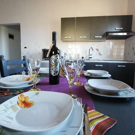 Marko Apartment *